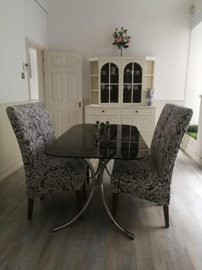 Three Sisters Cottage Торкі Екстер'єр фото